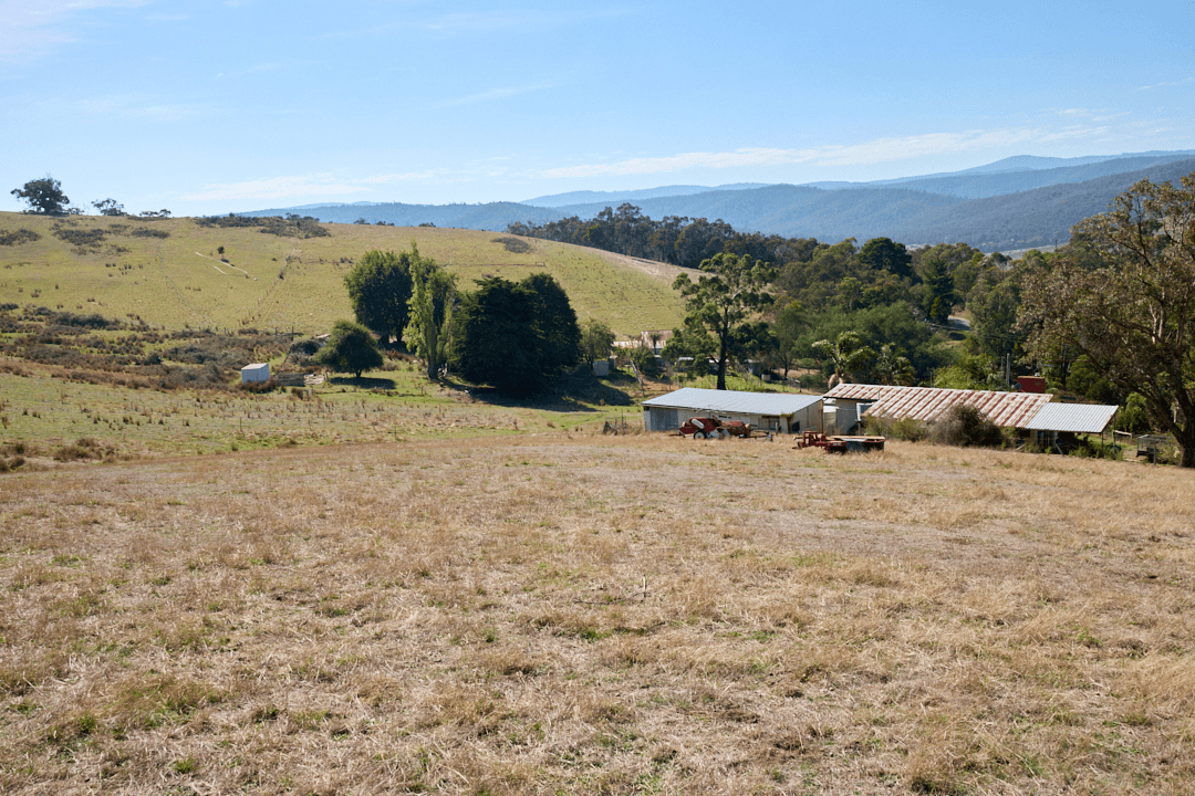 2029 Melba Highway, DIXONS CREEK, VIC 3775