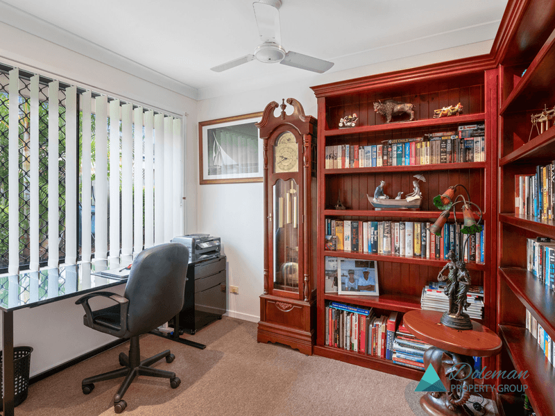 25 Ormeau Ridge Road, Ormeau Hills, QLD 4208