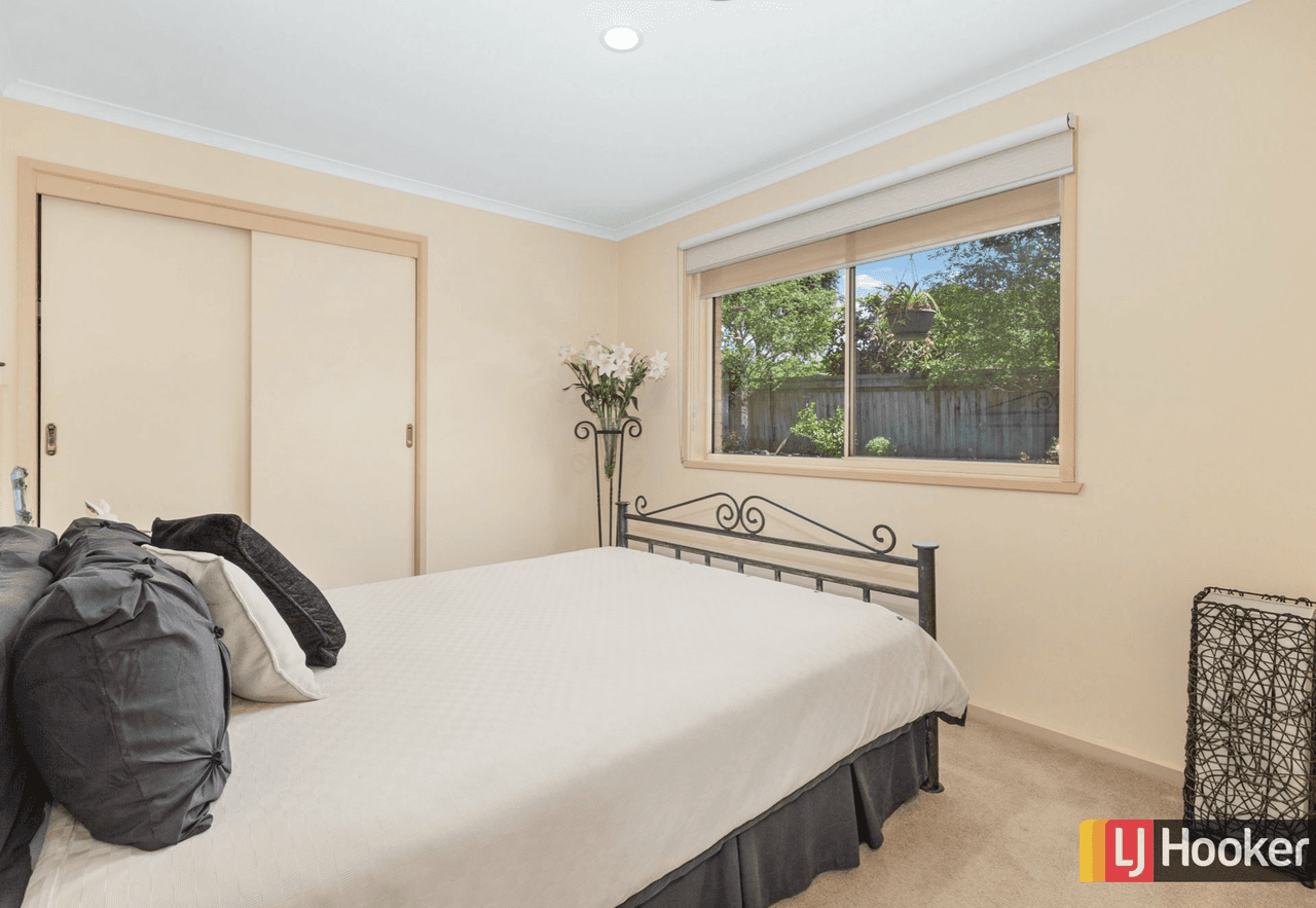 13 Roulston Way, WALLAN, VIC 3756