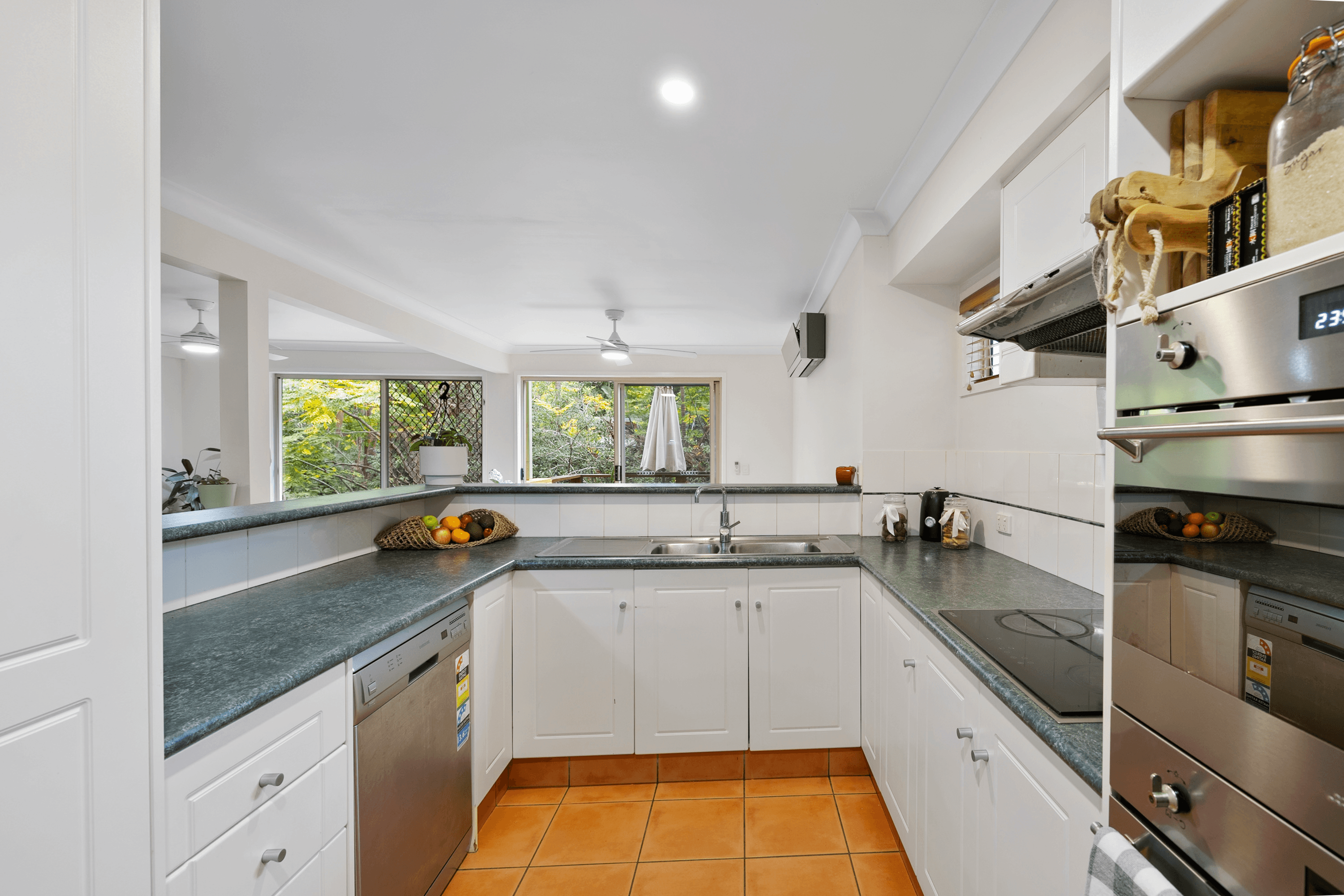 1/14 Fernleigh Court, CURRUMBIN, QLD 4223