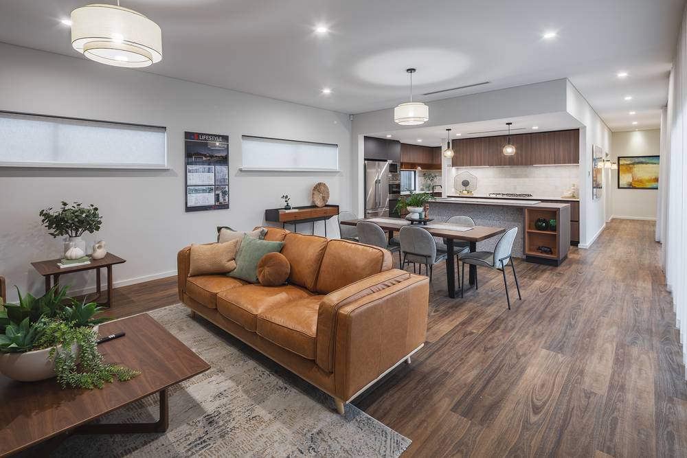 28 Barracoota Loop, LAKELANDS, WA 6180