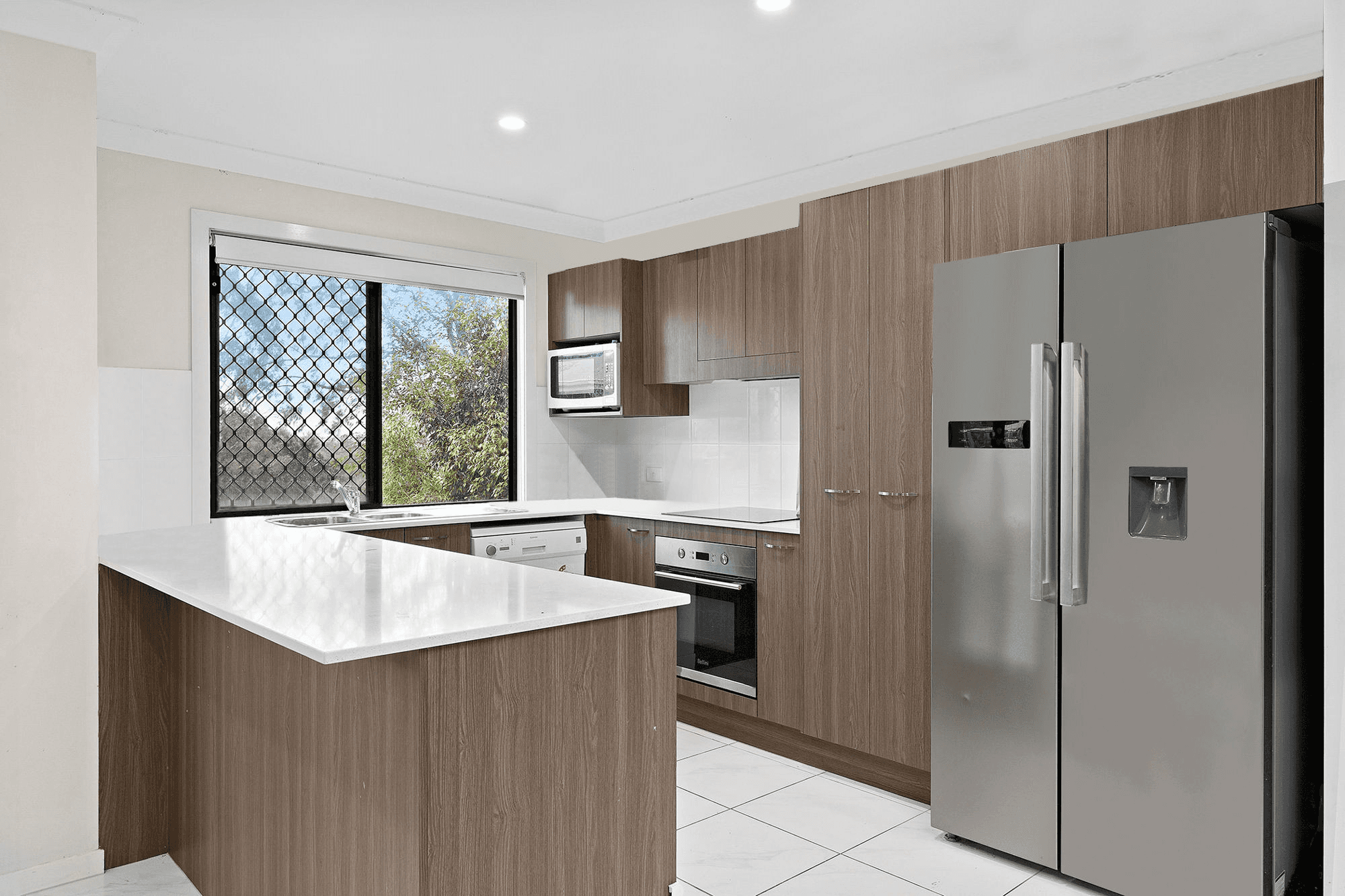 6 Byron Close, REDBANK PLAINS, QLD 4301