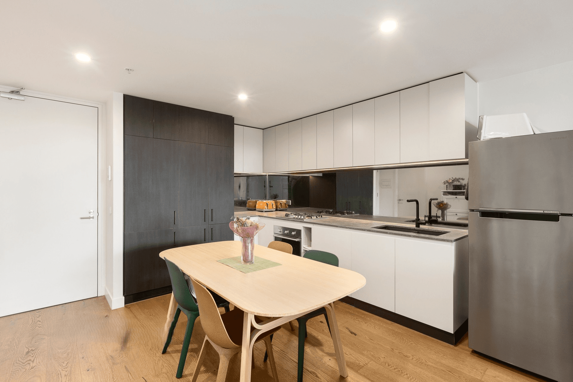 102/324 Centre Road, Bentleigh, VIC 3204
