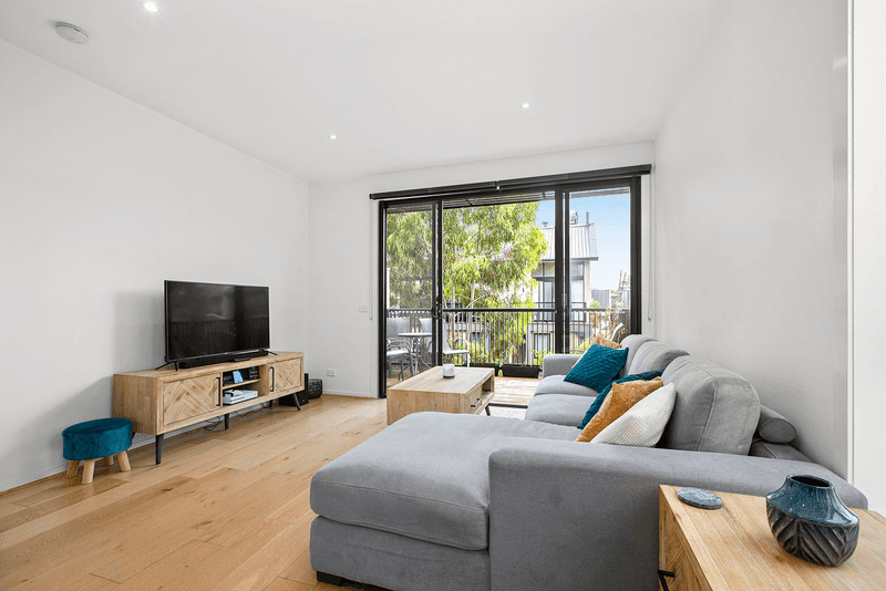 40 Central Park Walk, CHELTENHAM, VIC 3192