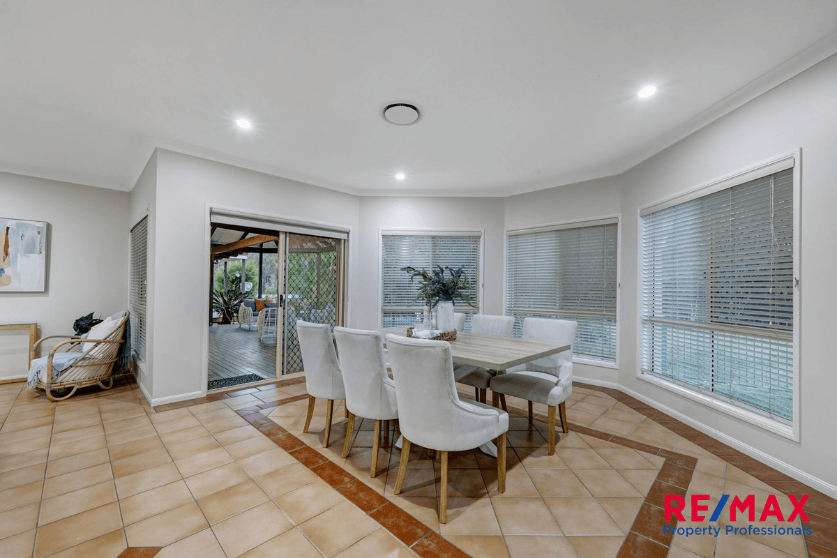 166-168 Silvereye Crescent, Greenbank, QLD 4124