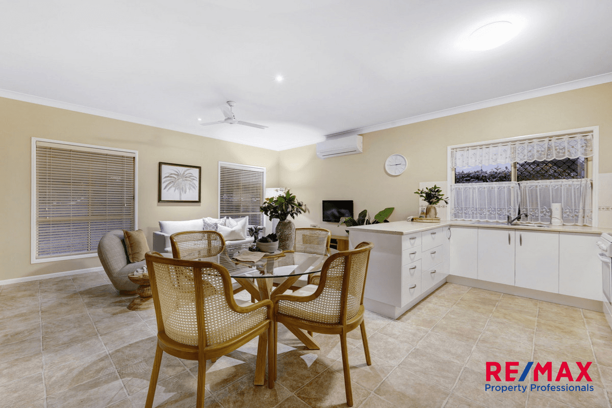 166-168 Silvereye Crescent, Greenbank, QLD 4124