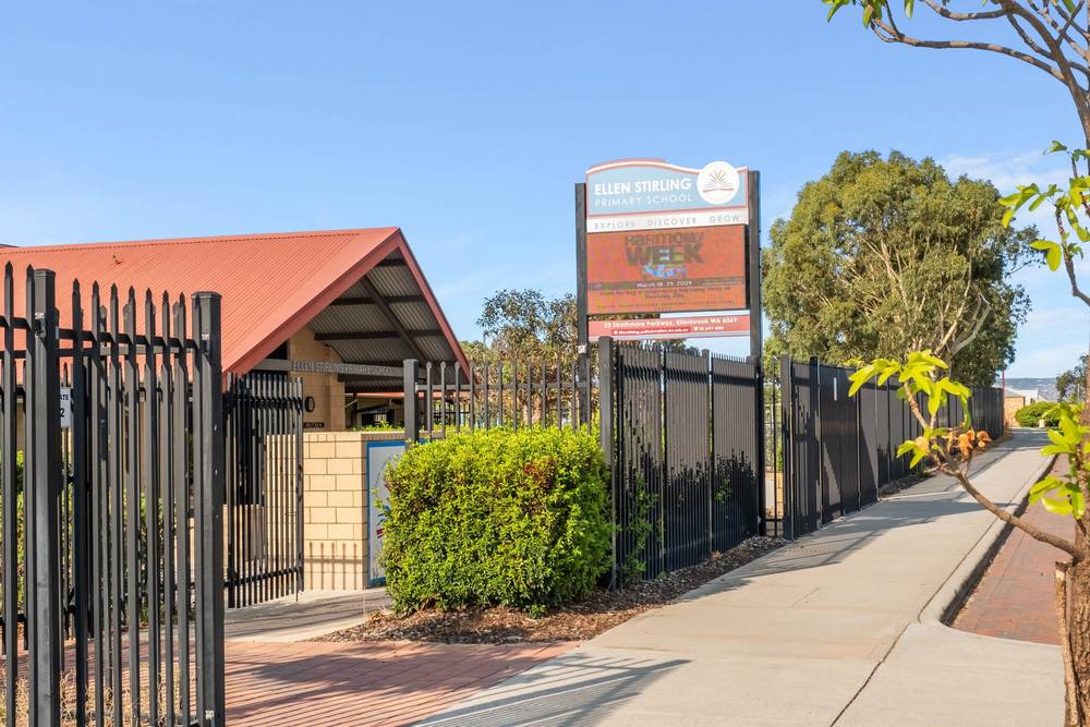32 Cardowan Drive, Ellenbrook, WA 6069
