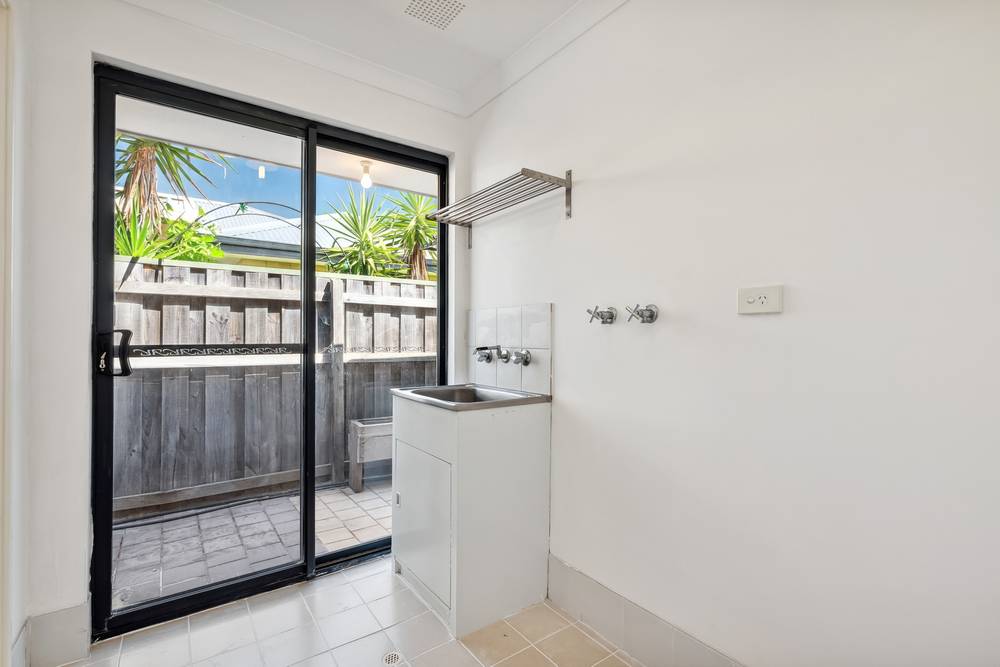 32 Cardowan Drive, Ellenbrook, WA 6069