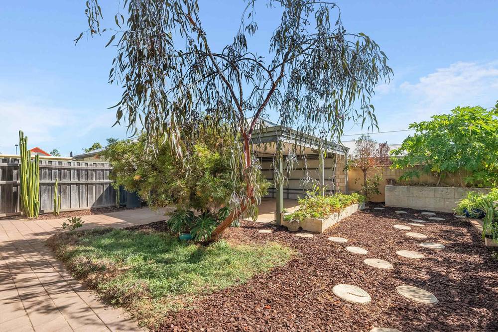 32 Cardowan Drive, Ellenbrook, WA 6069