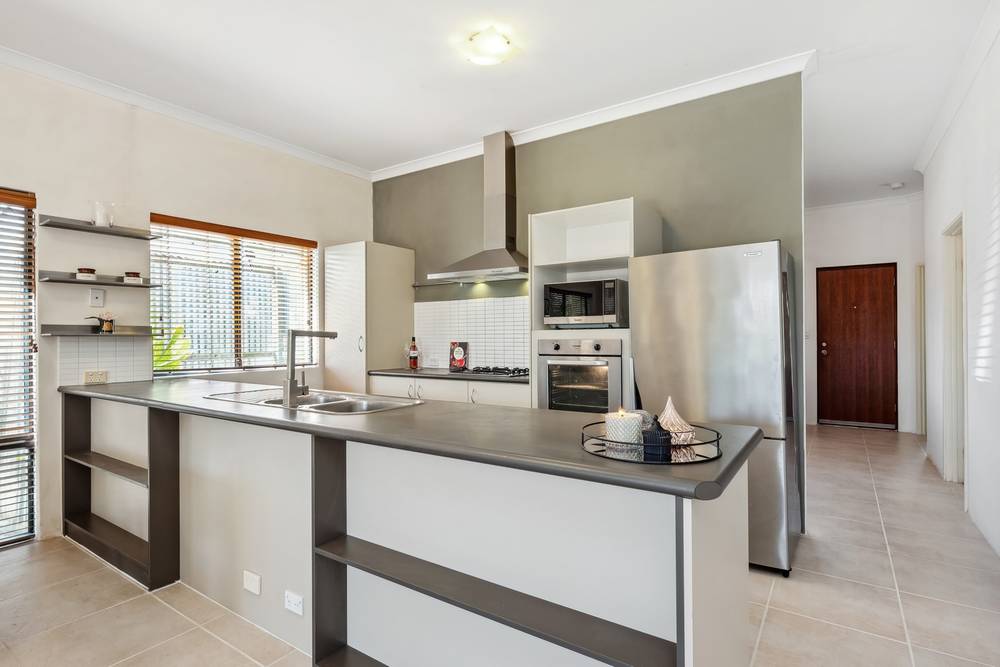 32 Cardowan Drive, Ellenbrook, WA 6069