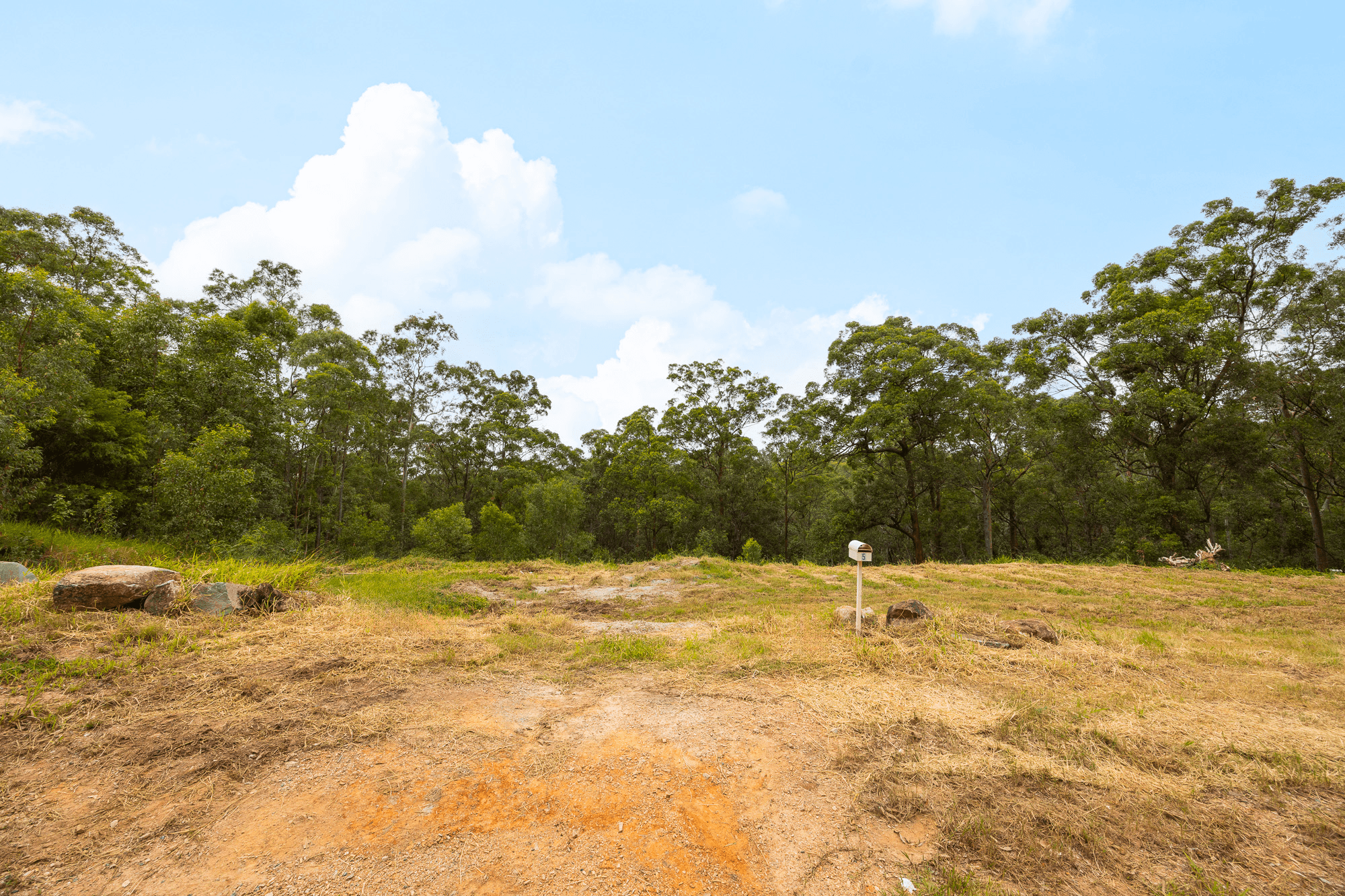 5 Cashs Road, Cashmere, QLD 4500