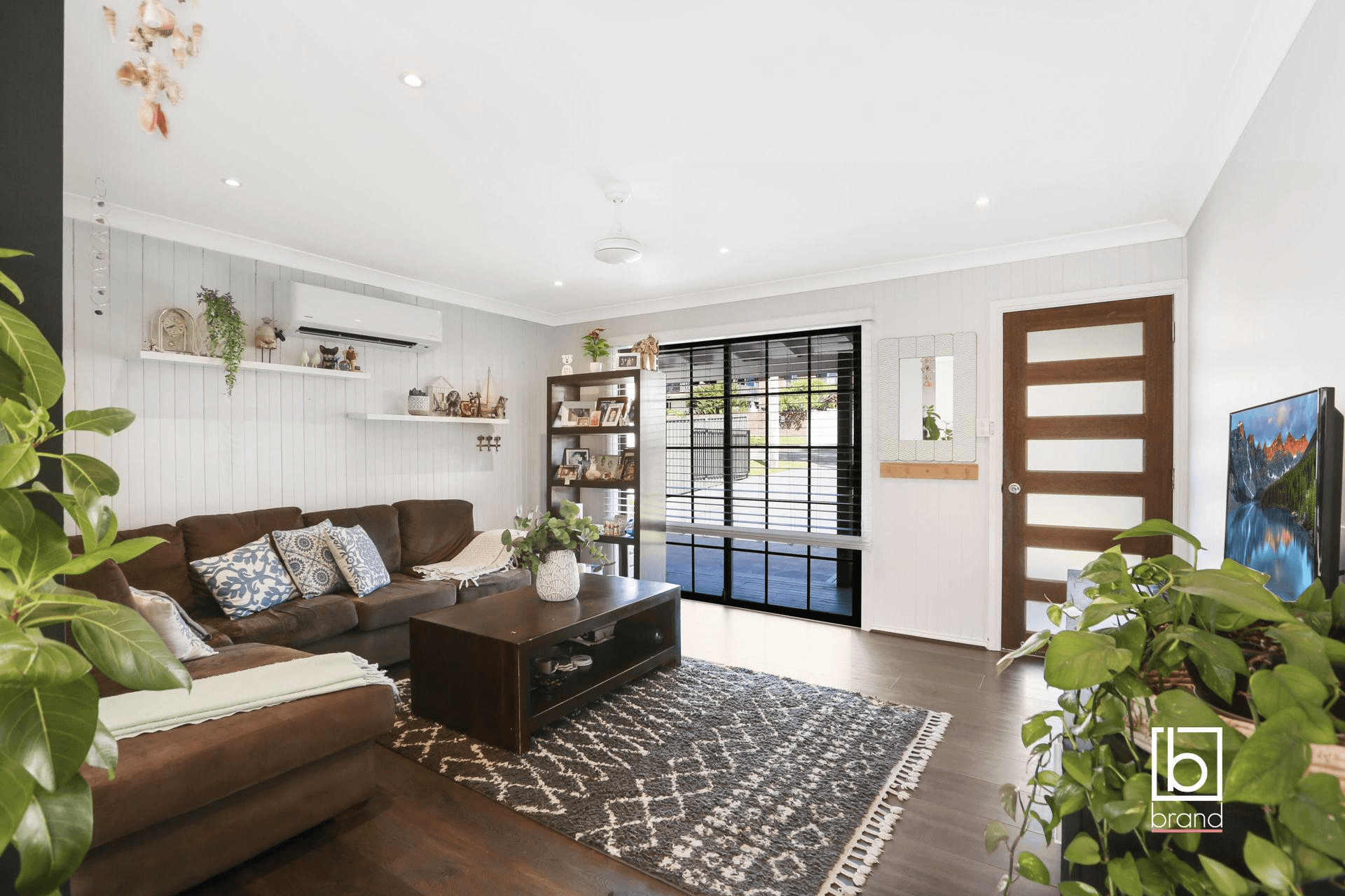 92 Winbin Crescent, GWANDALAN, NSW 2259