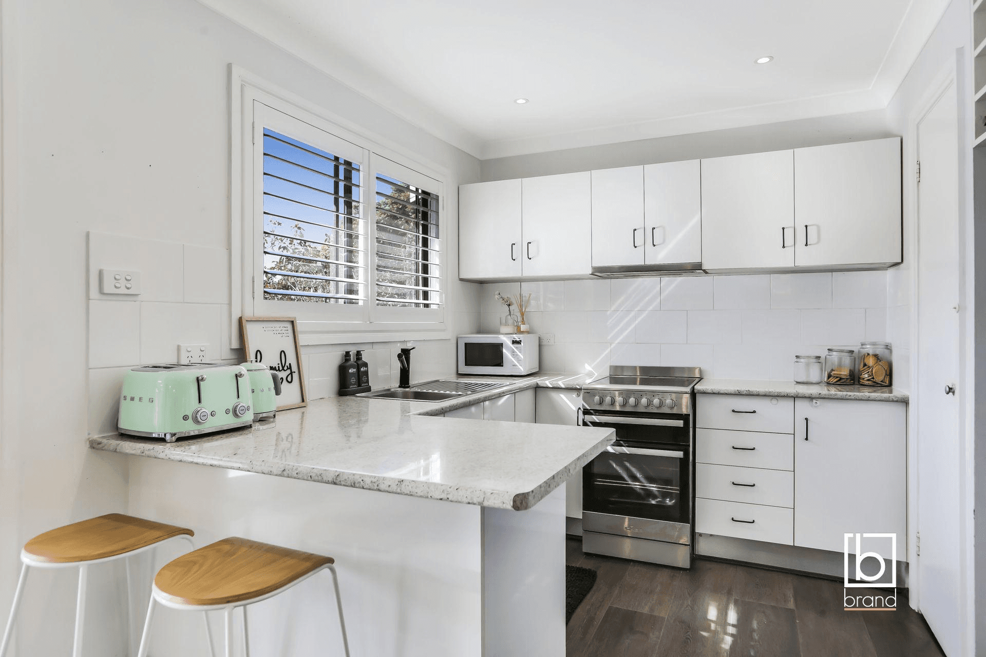 92 Winbin Crescent, GWANDALAN, NSW 2259