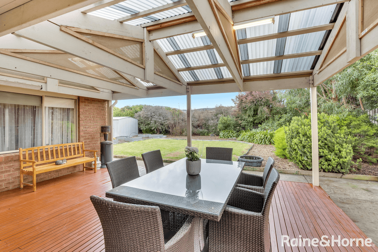 14 Egan Court, RIDDELLS CREEK, VIC 3431