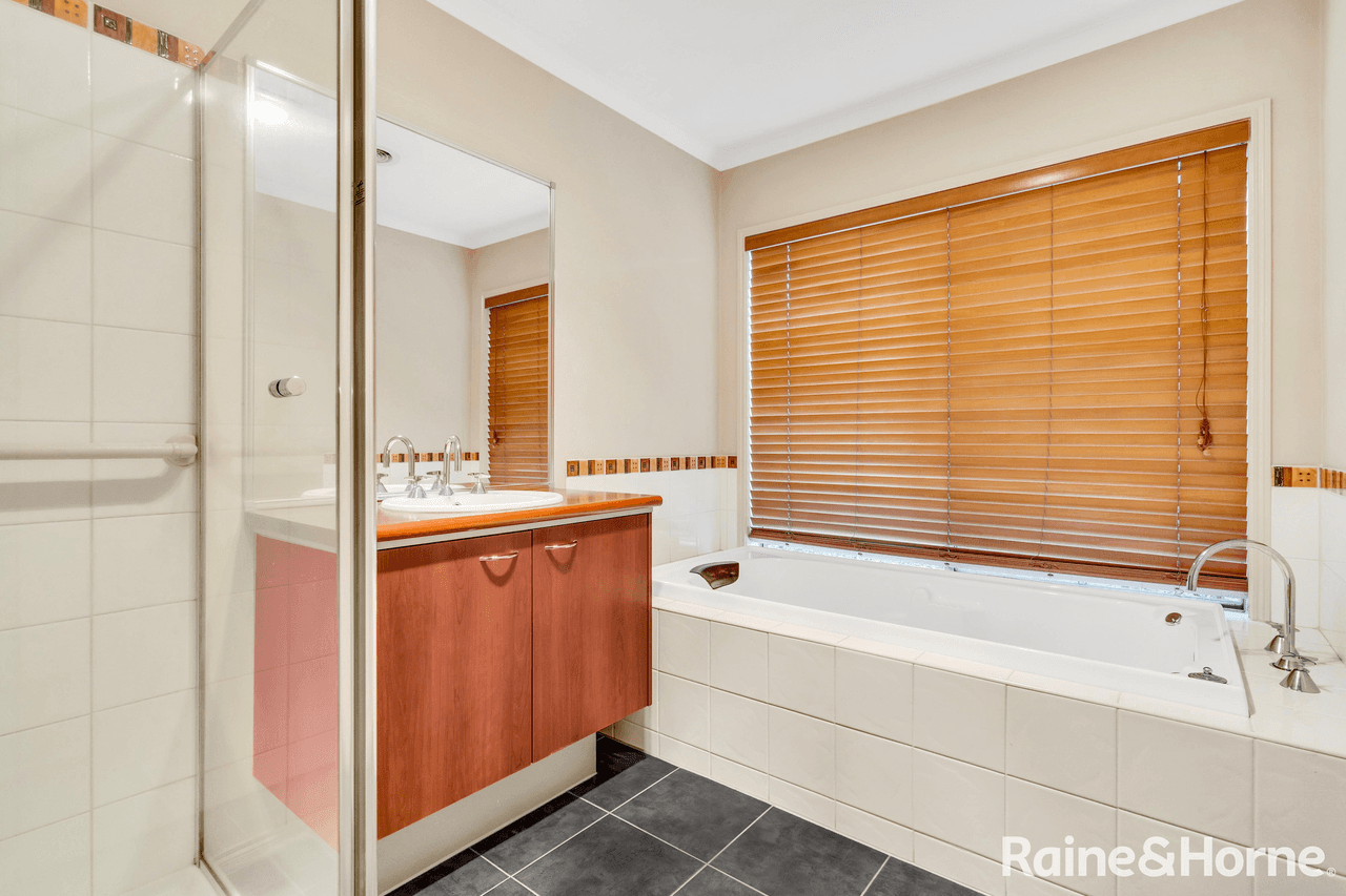 14 Egan Court, RIDDELLS CREEK, VIC 3431