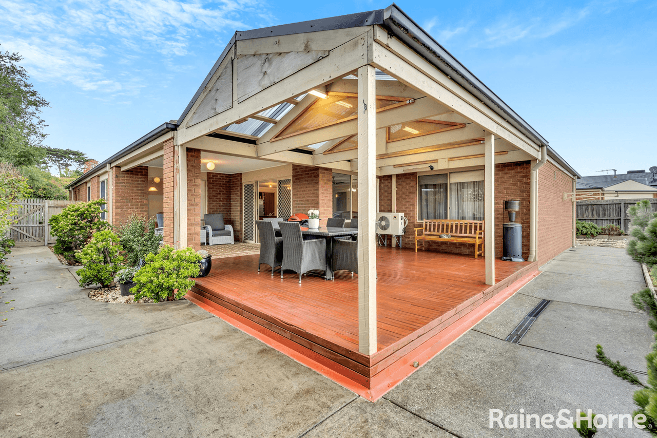 14 Egan Court, RIDDELLS CREEK, VIC 3431