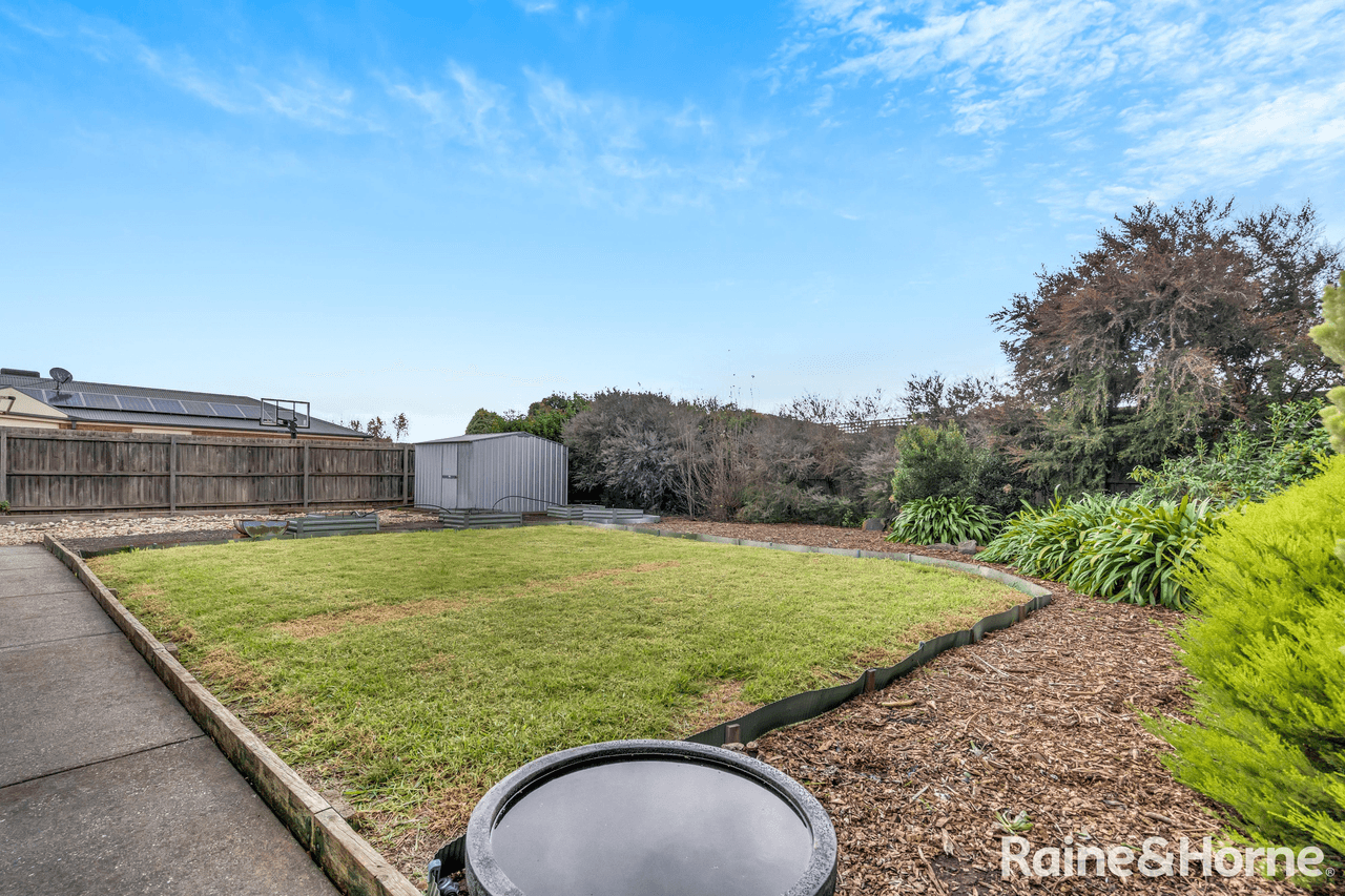 14 Egan Court, RIDDELLS CREEK, VIC 3431