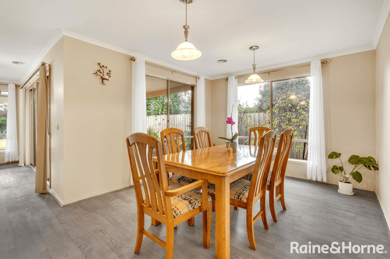 14 Egan Court, RIDDELLS CREEK, VIC 3431