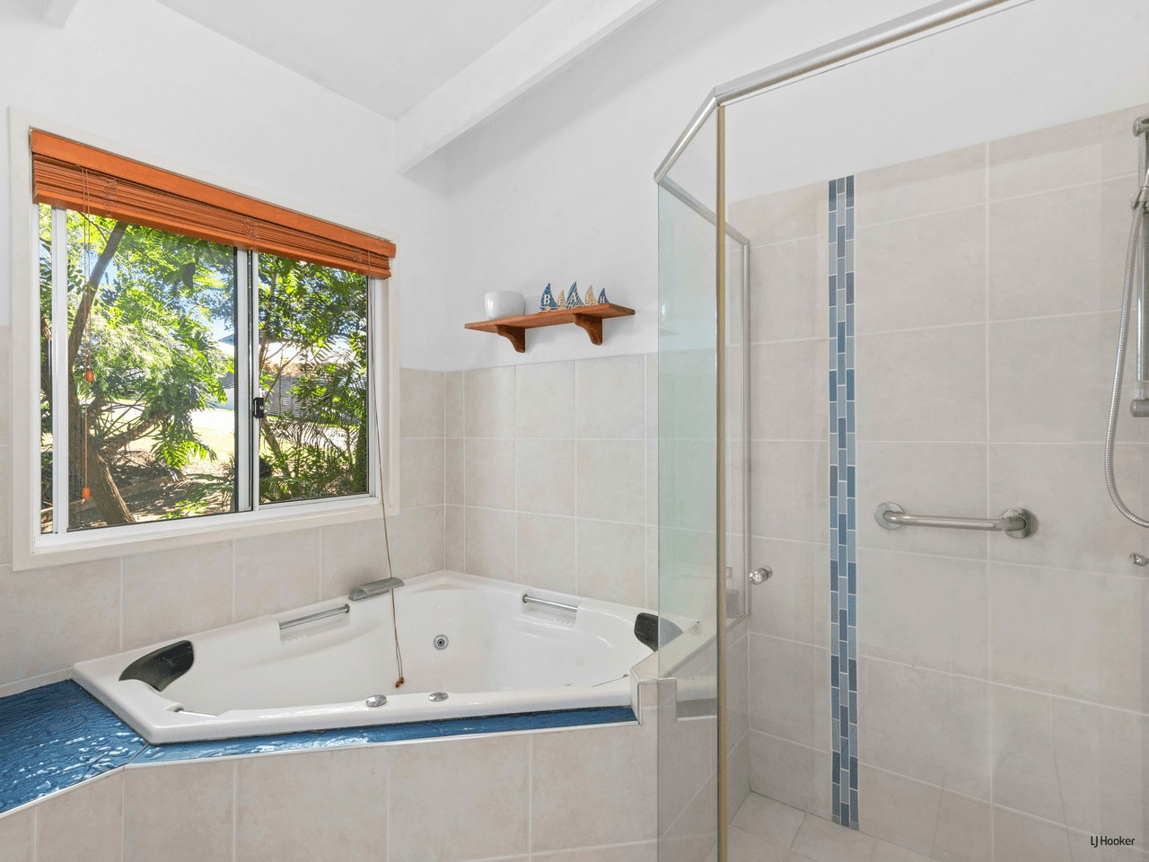 3 Rottnest Court, ELANORA, QLD 4221