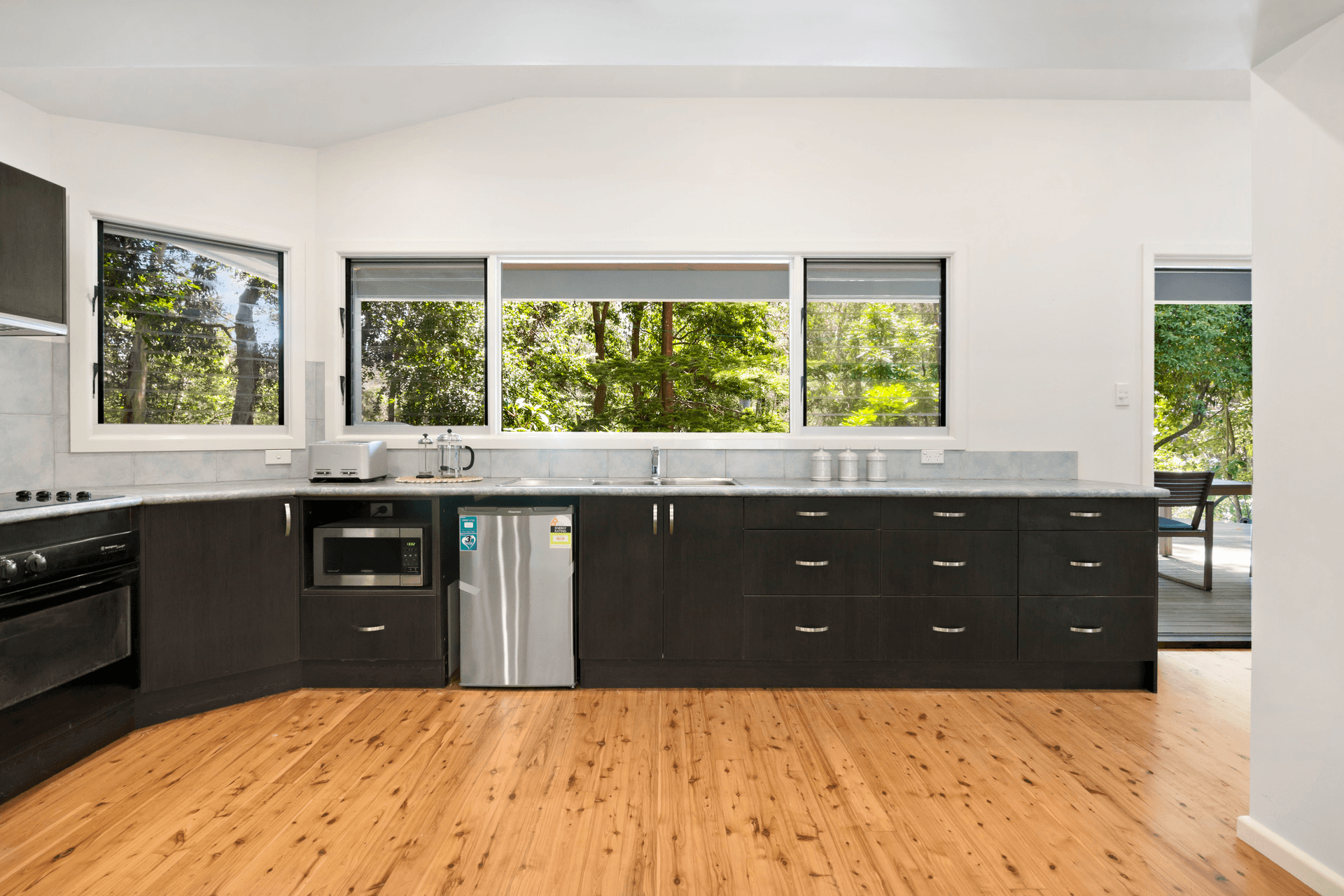 293 Del Monte Place, Copacabana, NSW 2251