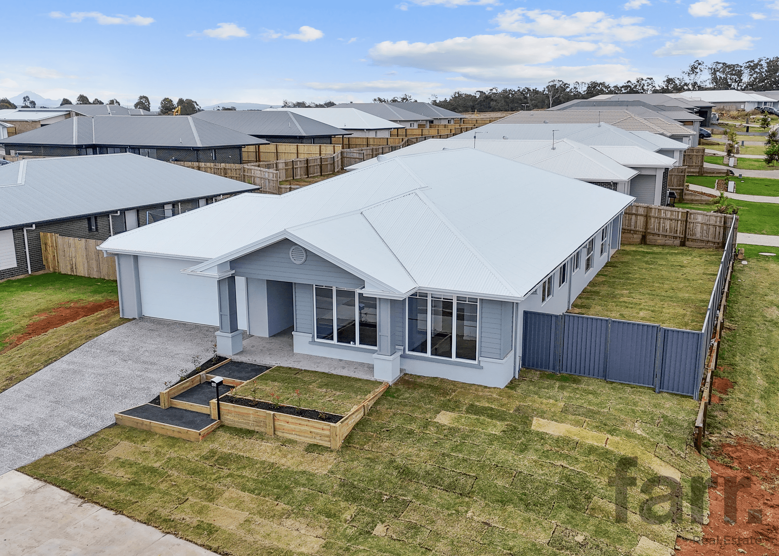 45 Outlook Boulevard, GLENEAGLE, QLD 4285