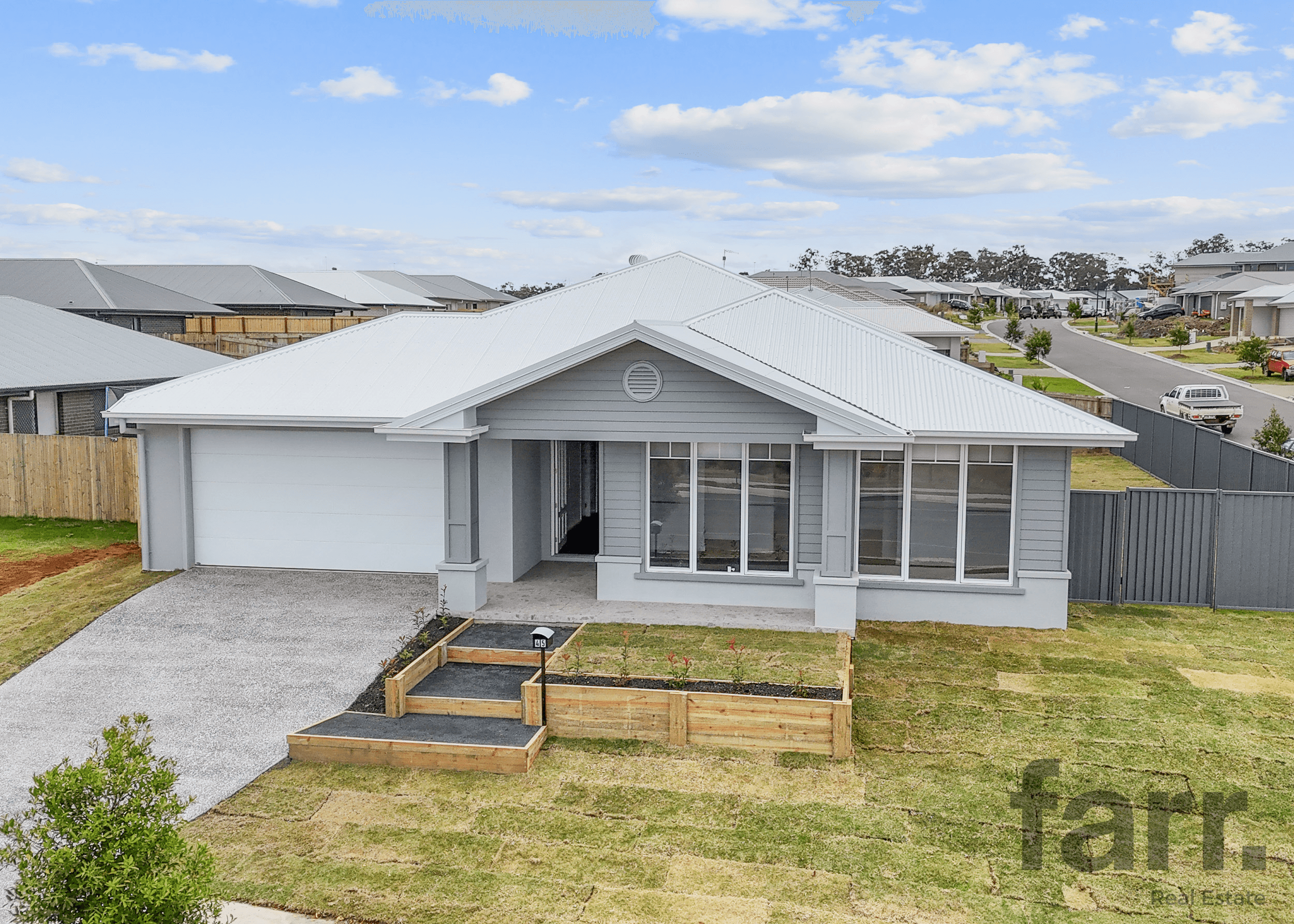 45 Outlook Boulevard, GLENEAGLE, QLD 4285