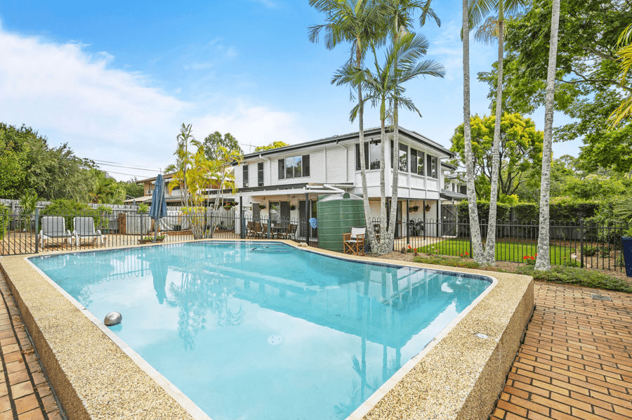 171 Gaynesford Street, HOLLAND PARK WEST, QLD 4121