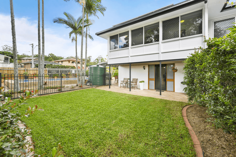 171 Gaynesford Street, HOLLAND PARK WEST, QLD 4121