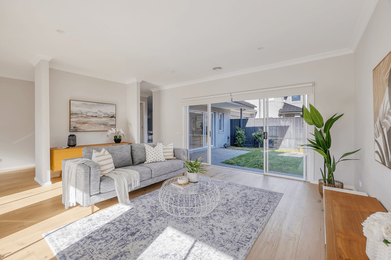 1/4 Meteor Street, MOUNT WAVERLEY, VIC 3149