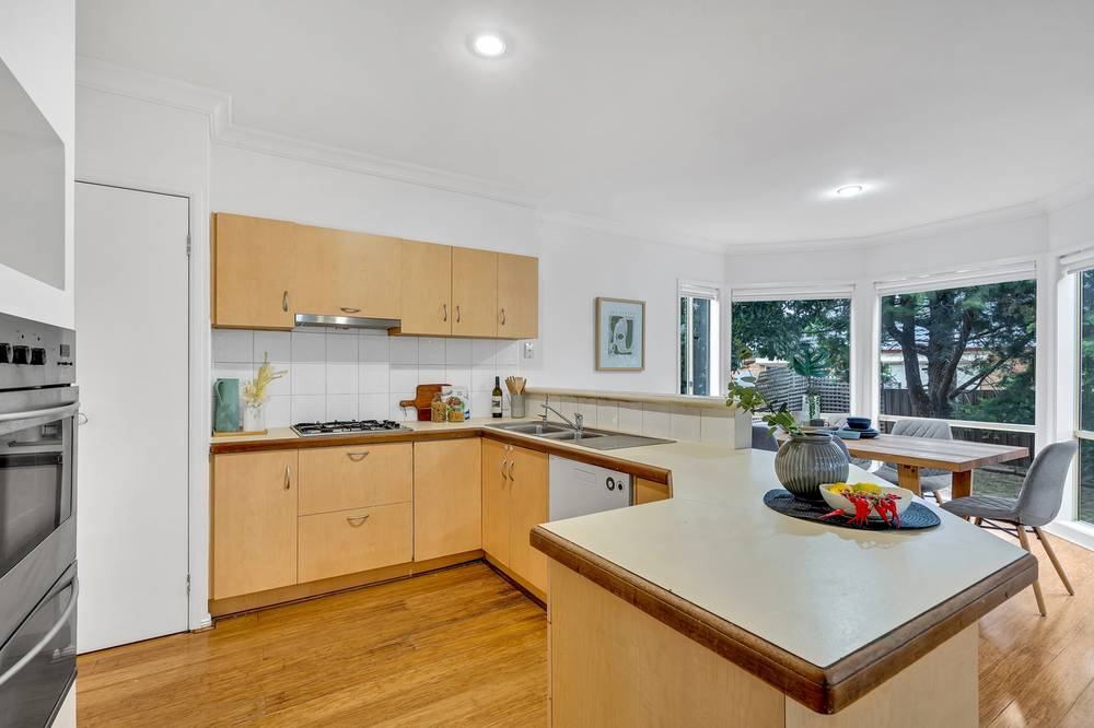 22 Southern Cross Drive, ROXBURGH PARK, VIC 3064