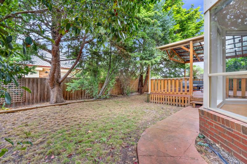 22 Southern Cross Drive, ROXBURGH PARK, VIC 3064