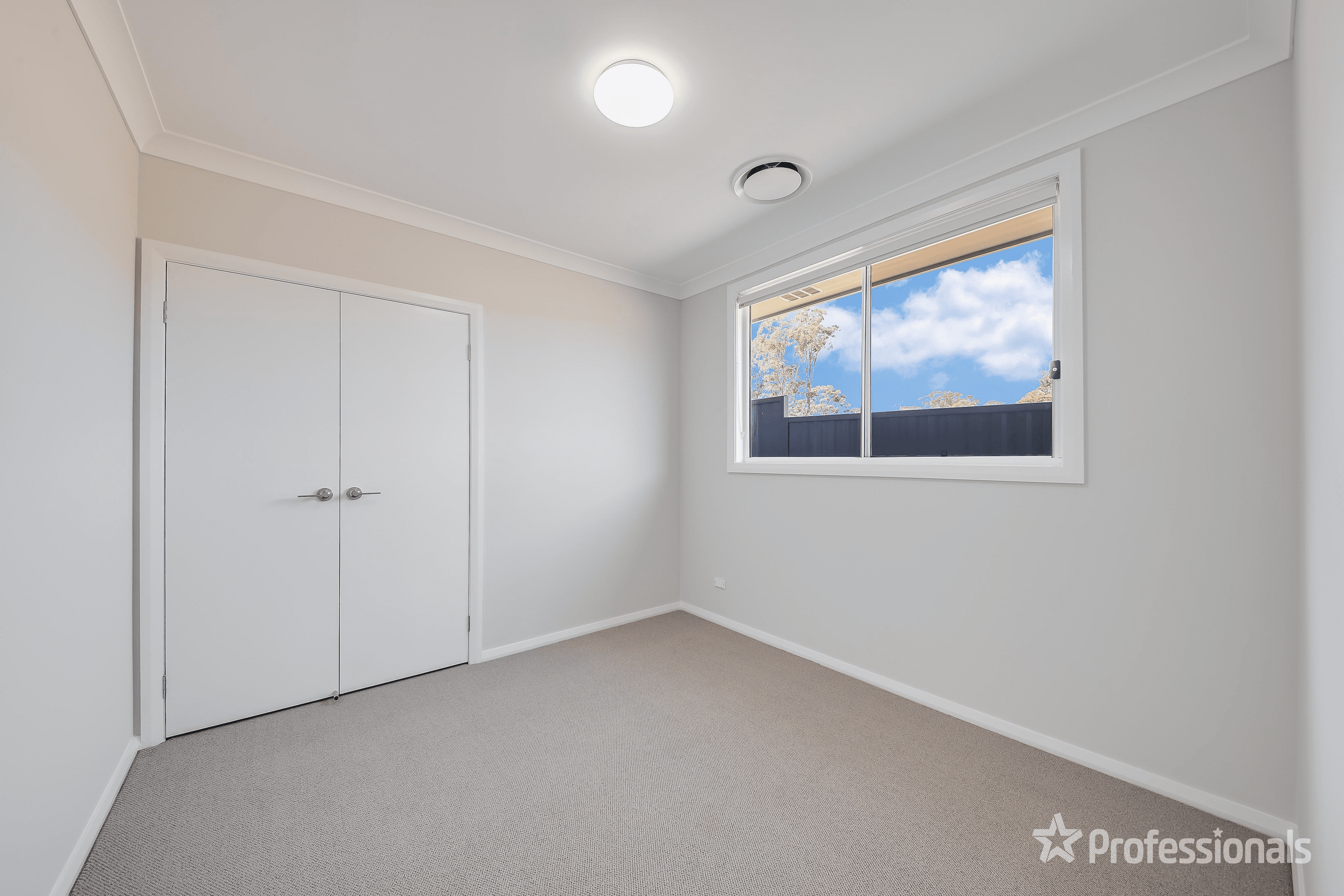 46 Burton Drive, TAHMOOR, NSW 2573