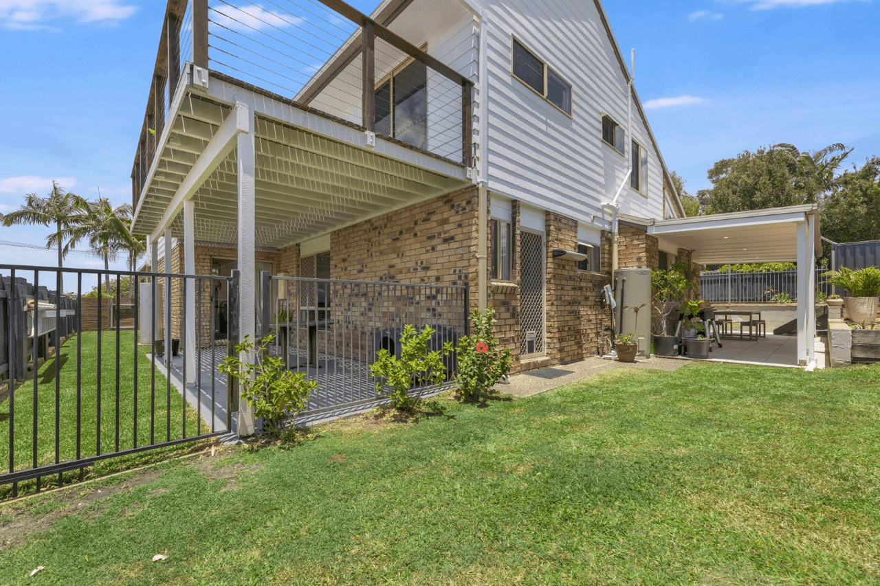 35 Elinya Street, BATTERY HILL, QLD 4551