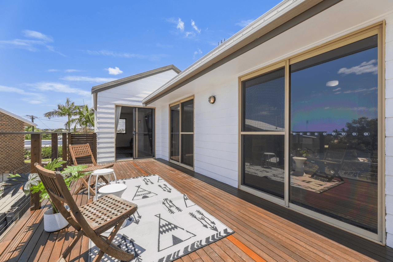 35 Elinya Street, BATTERY HILL, QLD 4551