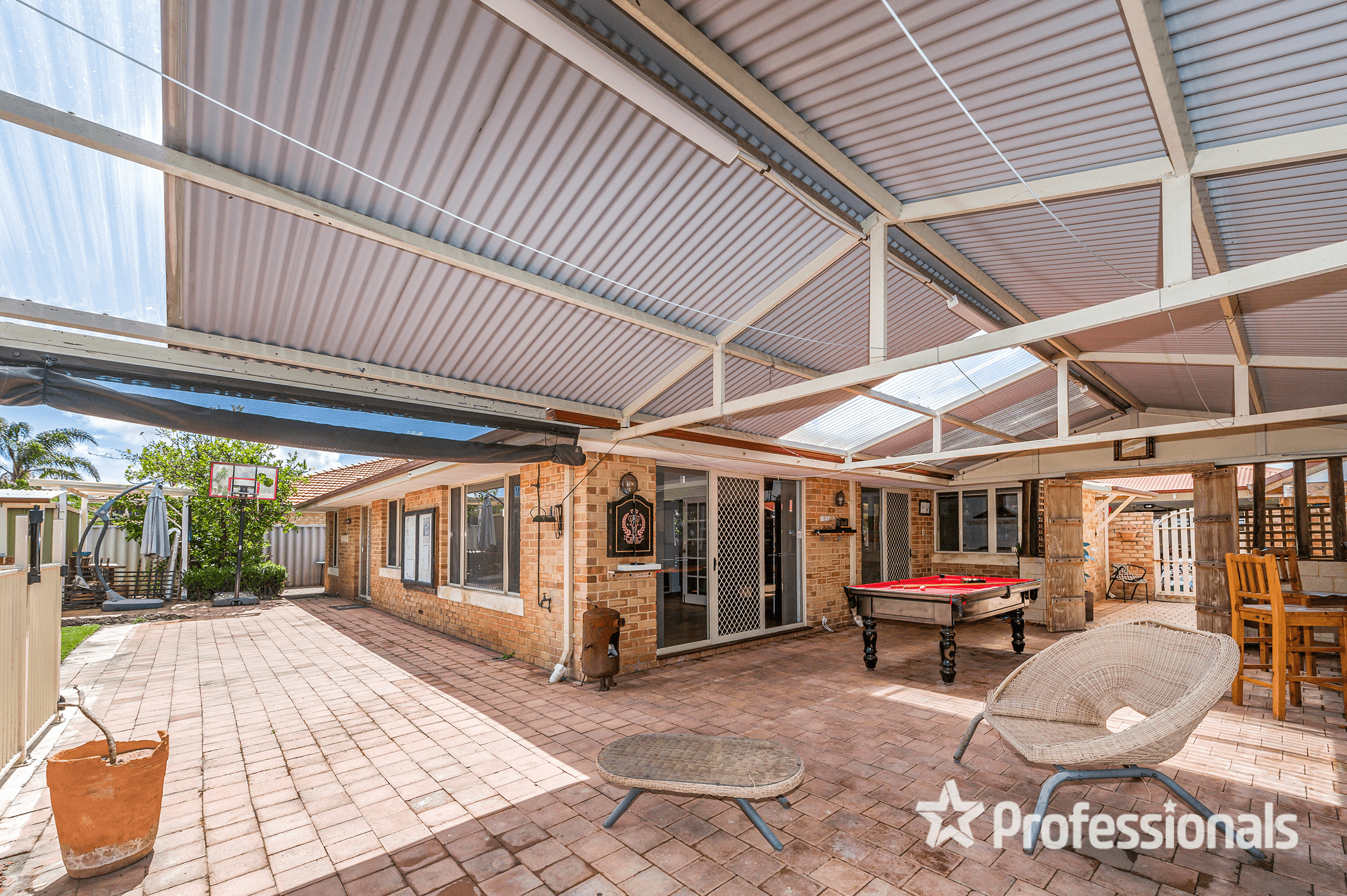 23 Promontory Parade, BALLAJURA, WA 6066