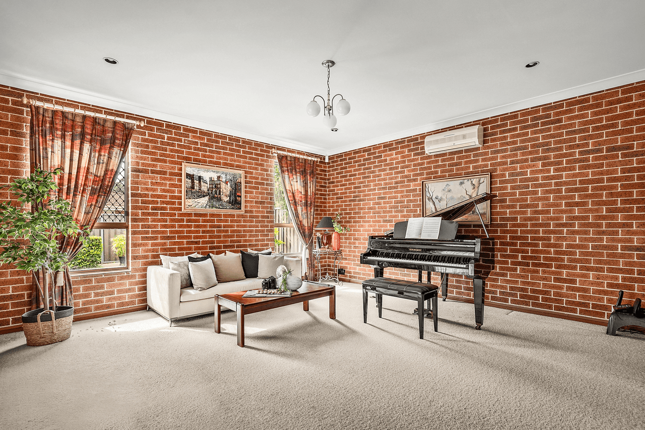 13 Bali Drive, QUAKERS HILL, NSW 2763