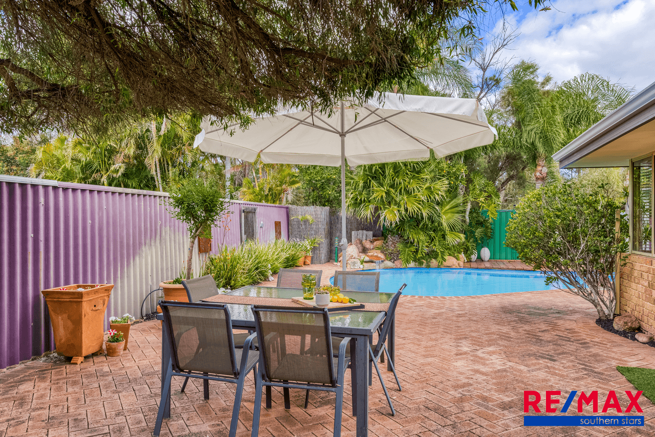 19  Hillock Circle, Leeming, WA 6149