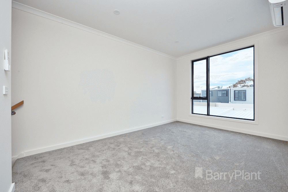 22 Karrabina Avenue, Doveton, VIC 3177