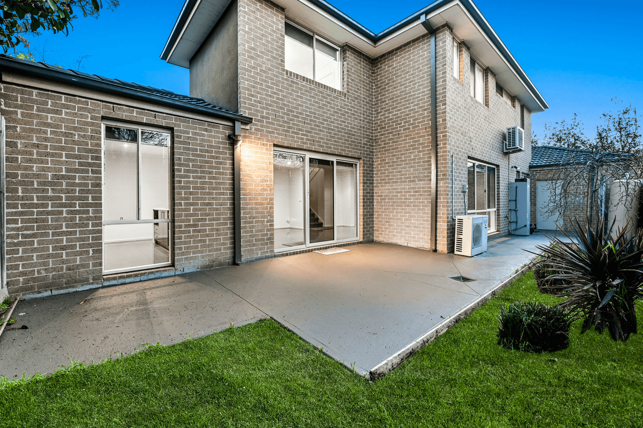 3/55-57 Strathavan Drive, Berwick, VIC 3806