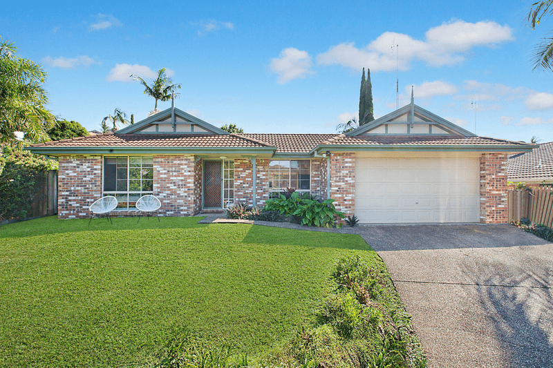 22 Shamrock Avenue, BANORA POINT, NSW 2486