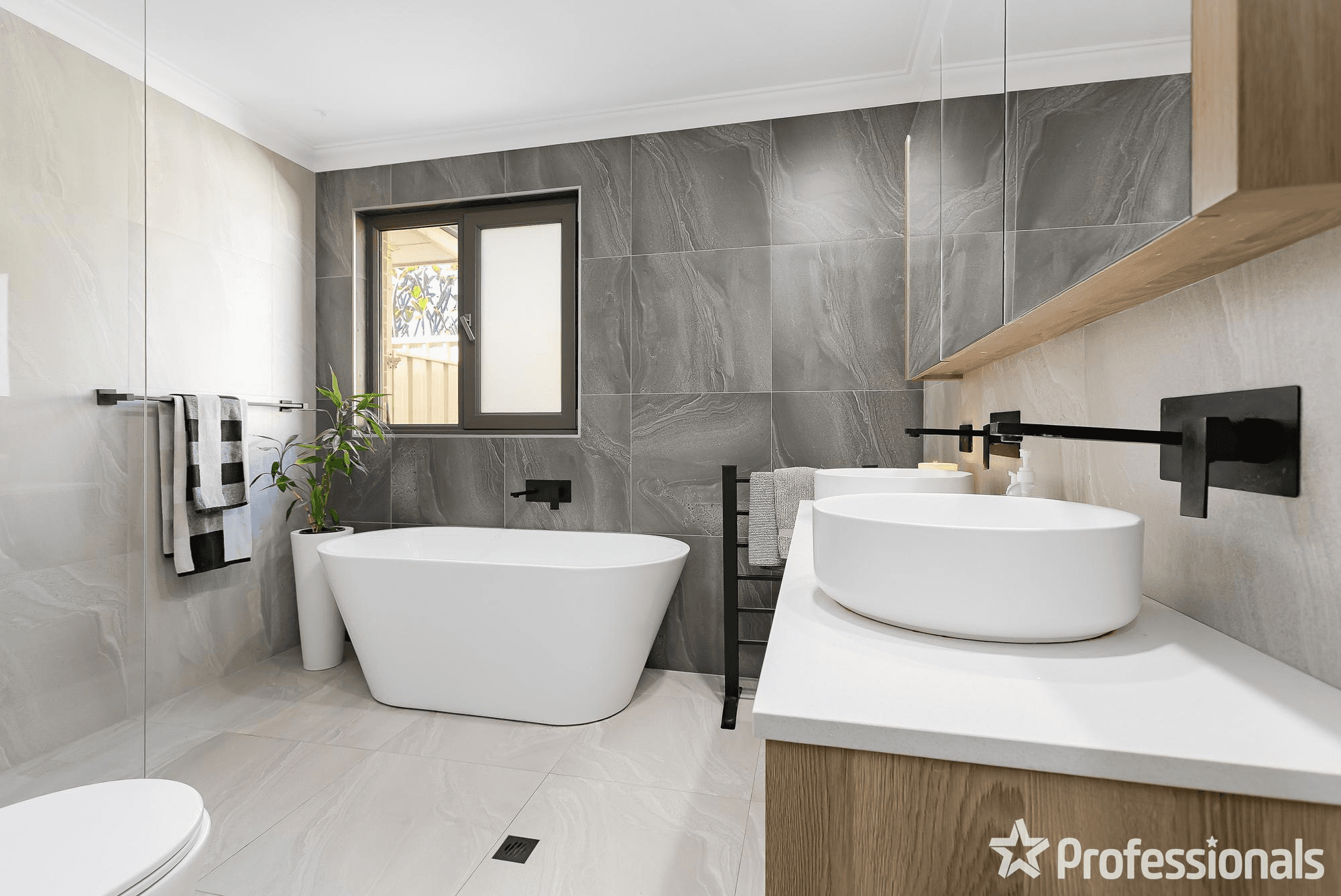 244B Shepperton Road, EAST VICTORIA PARK, WA 6101