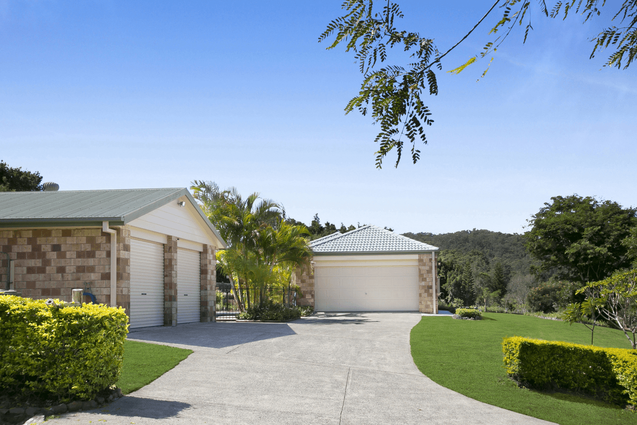 381 Bonogin Road, BONOGIN, QLD 4213