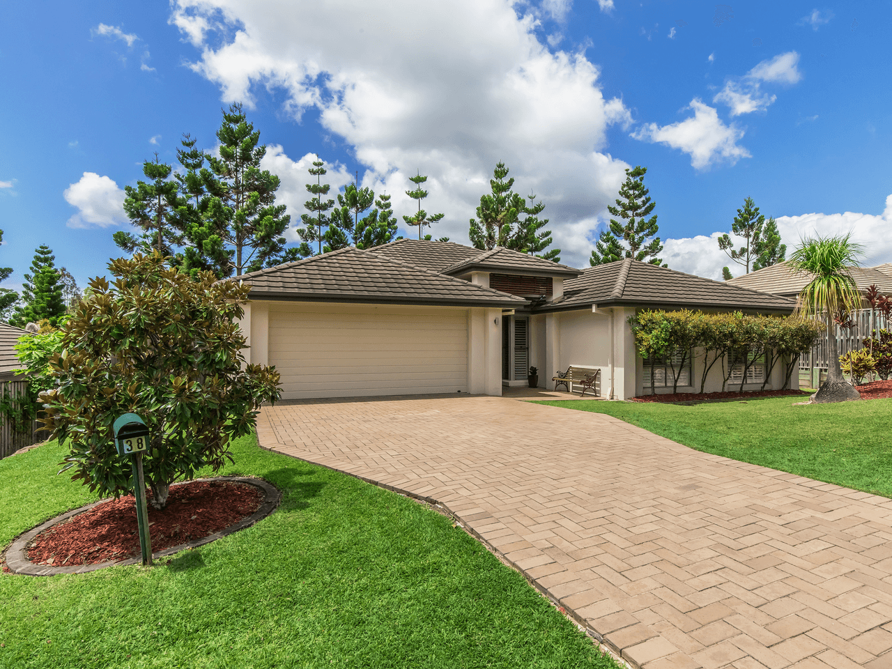 38  Candlebark Circuit, UPPER COOMERA, QLD 4209