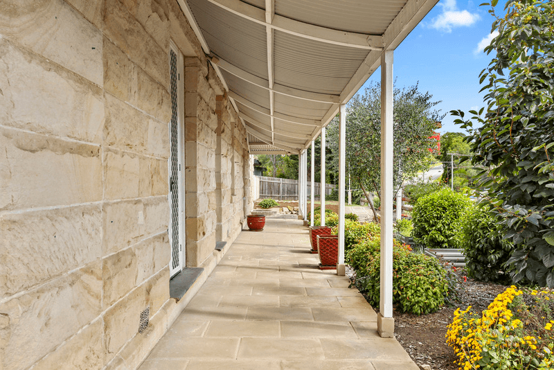 236 Old Hume Highway, MITTAGONG, NSW 2575