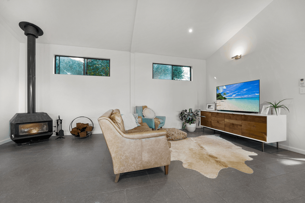 36b Bendena Gardens, STANWELL TOPS, NSW 2508