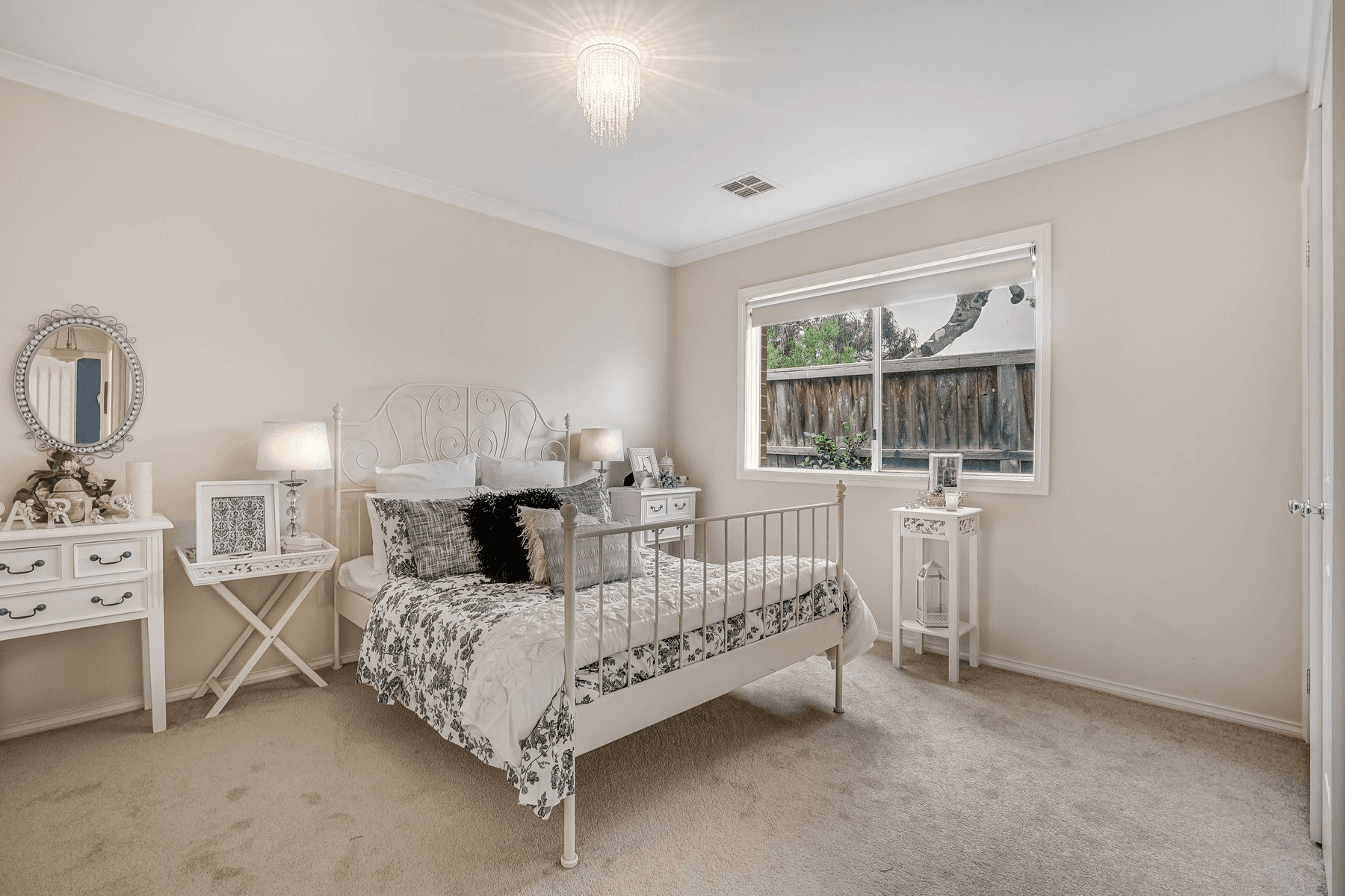 26 Kinkora Crescent, SOUTH MORANG, VIC 3752