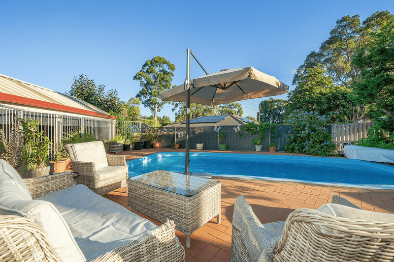 23 Hunter Drive, LESMURDIE, WA 6076