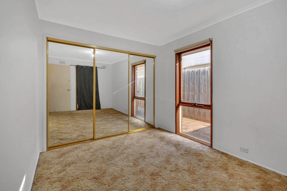 27 Leggatt Street, Melton South, VIC 3338