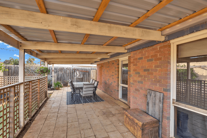 27 Leggatt Street, Melton South, VIC 3338