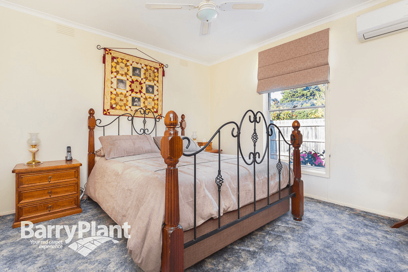 49 Kingsclere Avenue, KEYSBOROUGH, VIC 3173